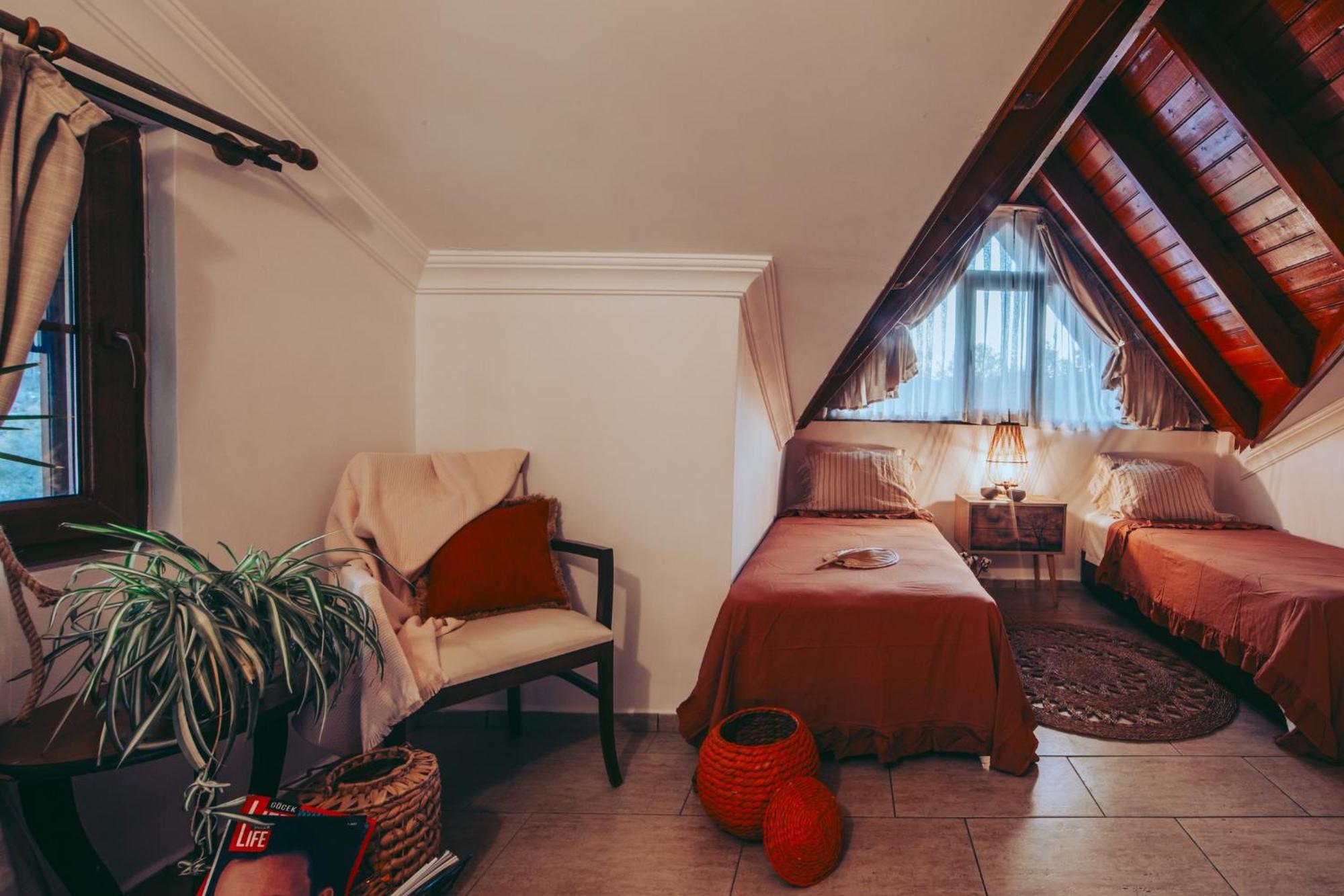 Mesken Inn Hotel ギョジェク エクステリア 写真