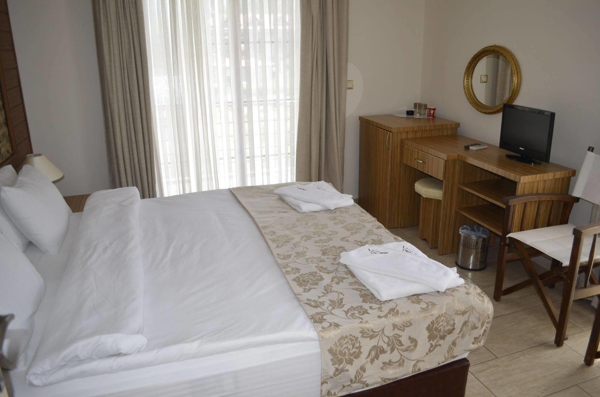 Mesken Inn Hotel ギョジェク エクステリア 写真